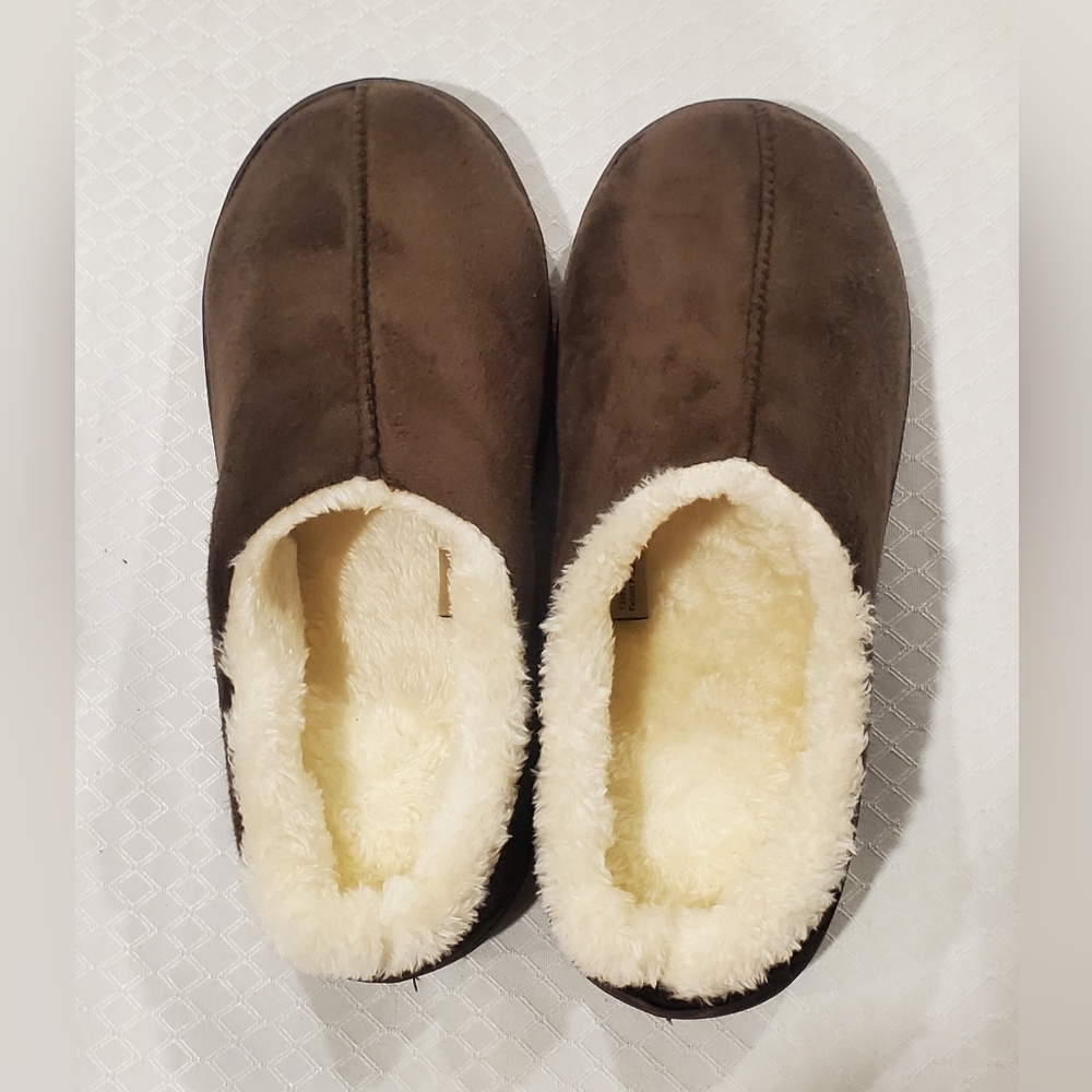 NEW Cozy Sherpa Slippers Memory Foam Warm Brown Suede Women's Size 7 / 8
